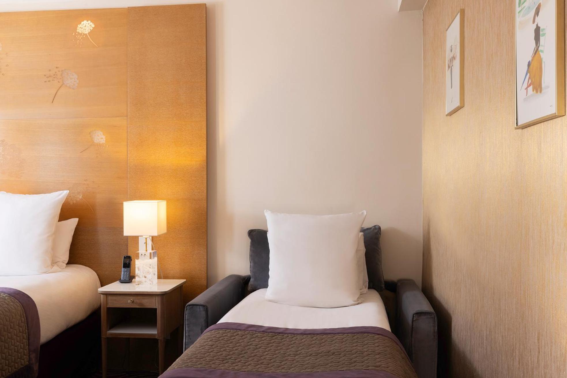 Hotel Muguet Париж Экстерьер фото