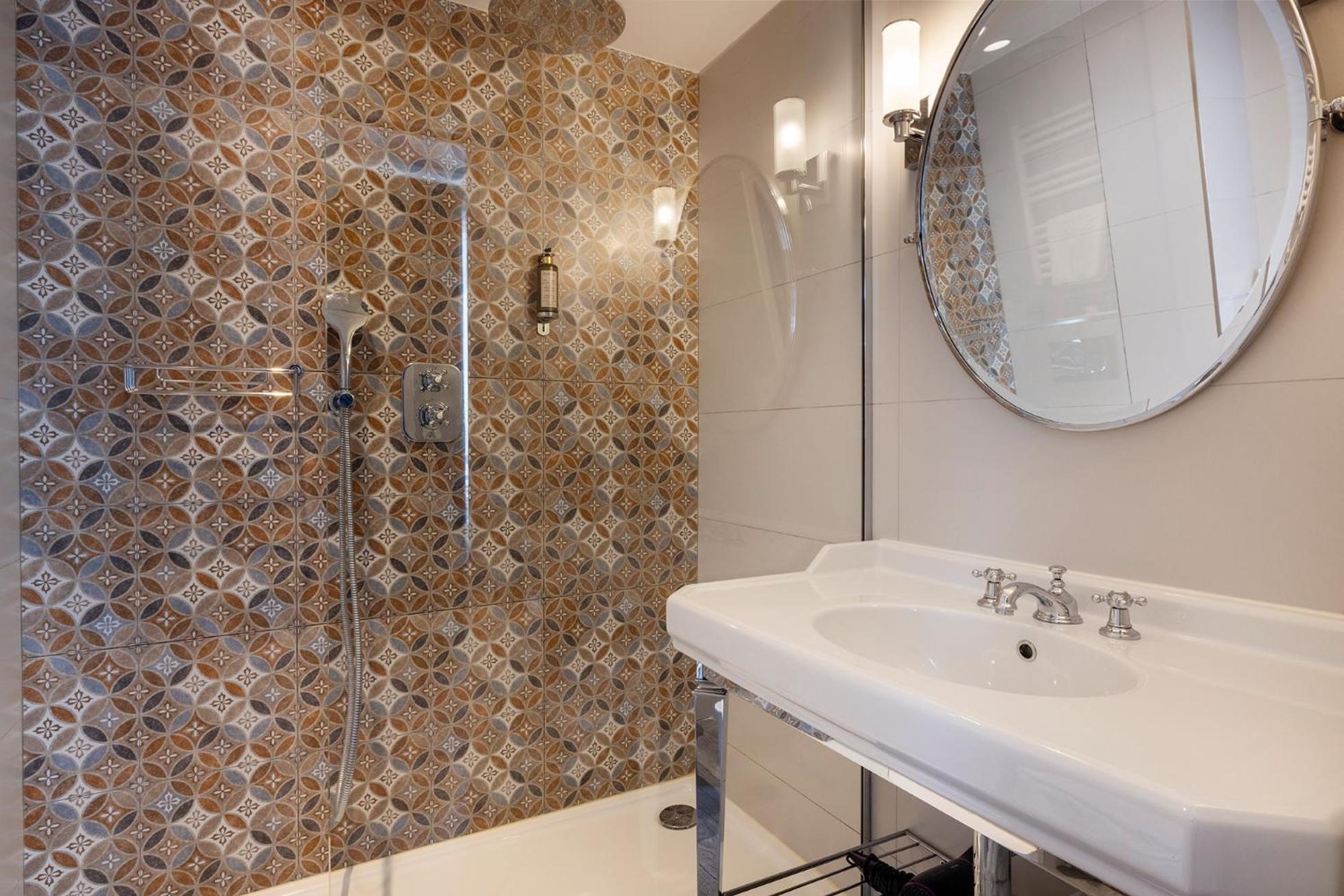 Hotel Muguet Париж Экстерьер фото
