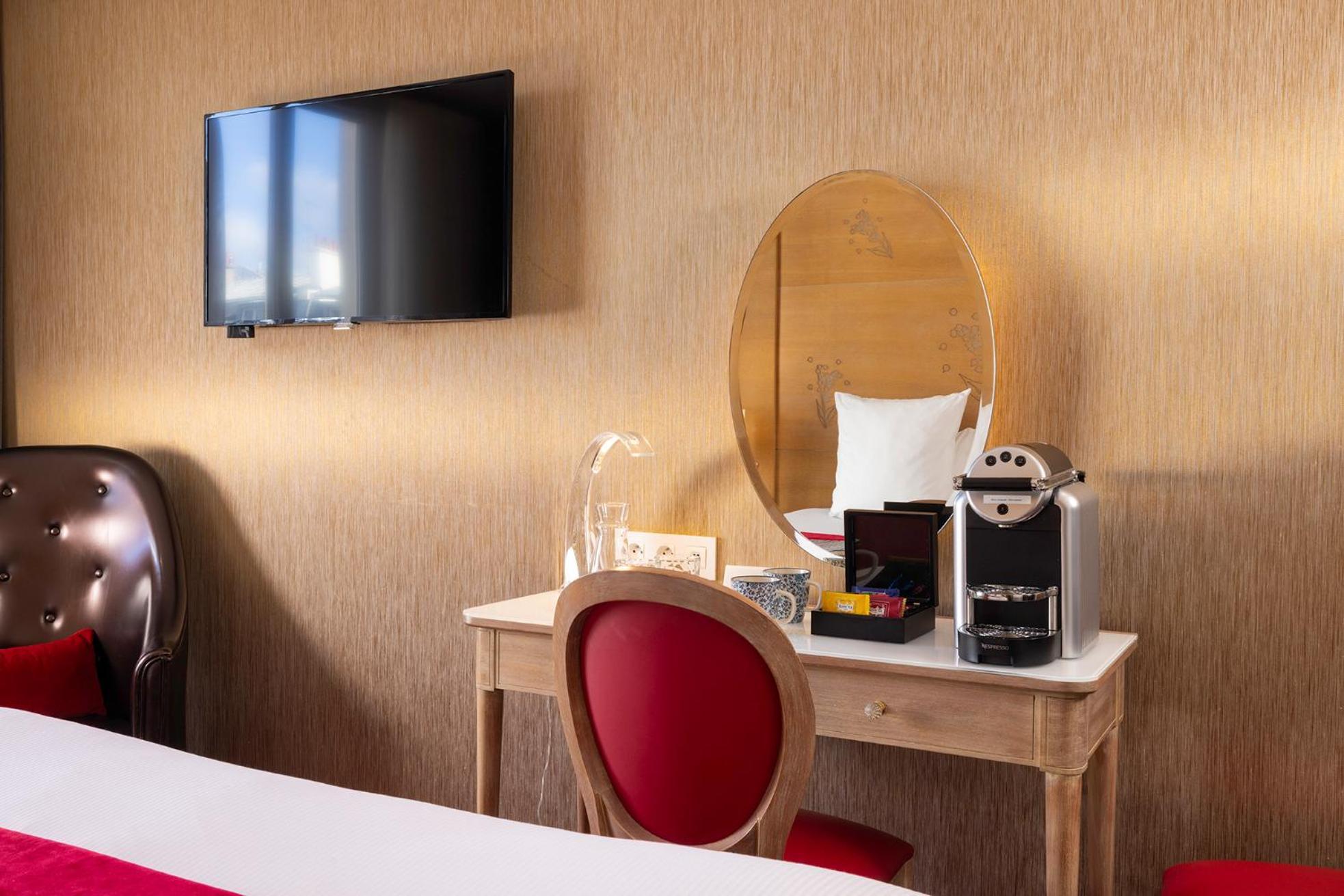 Hotel Muguet Париж Экстерьер фото